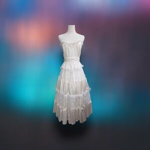 Vtg GUNNE SAX Dress BY JESSICA MCCLINTOCK Gown, Lace, Tiers, Romantic, PRAIRIE